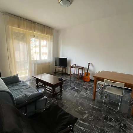 Apartmán Corso Lavagna 553 *